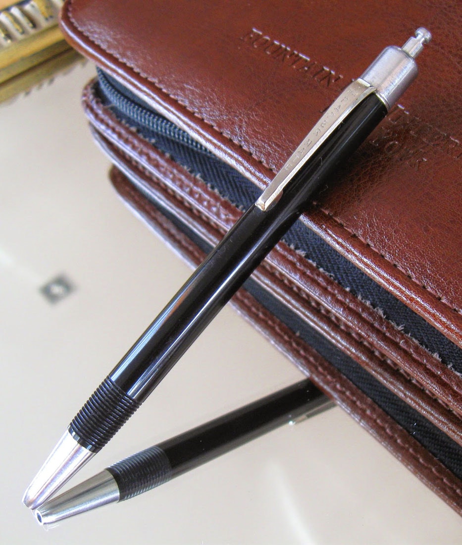 first-papermate-pen-1949